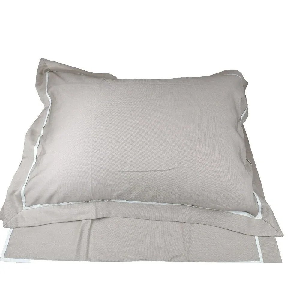 2 Restoration Hardware Italian Pillow Shams 28X20 100% Cotton Beige/White Border